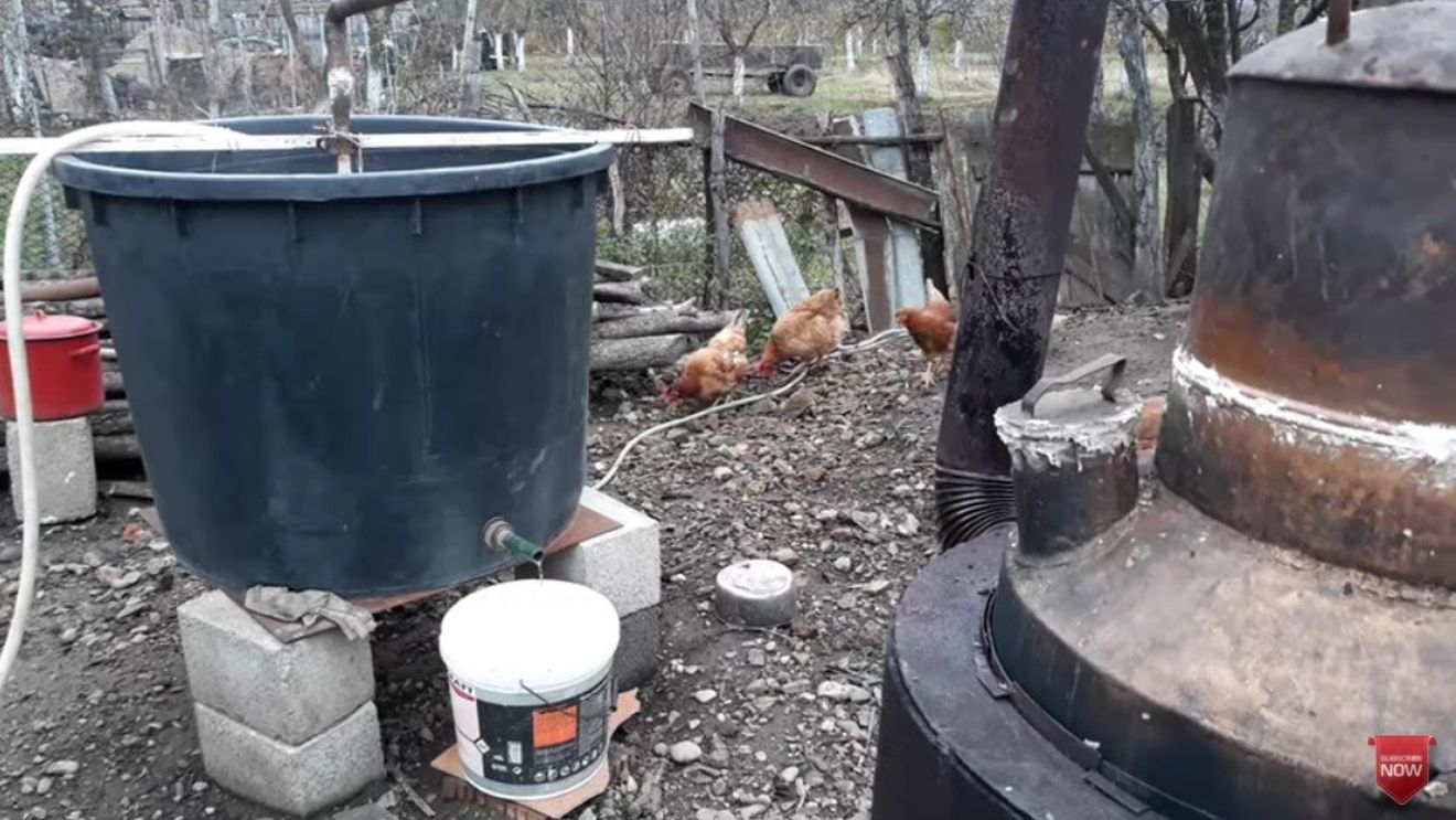 Sucevean, internat în spital cu arsuri pe jumătate de corp, după explozia unui cazan de țuică