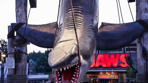 Filmul Jaws împlinește 50 de ani/ Seria este creditată cu inventarea blockbuster-ului de vară.