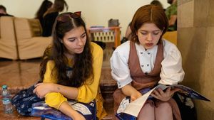 40 de universităţi din 10 ţări îşi prezintă oferta la Bucureşti sâmbătă și duminică / Olanda, destinaţia preferată de studiu a tinerilor din Romania