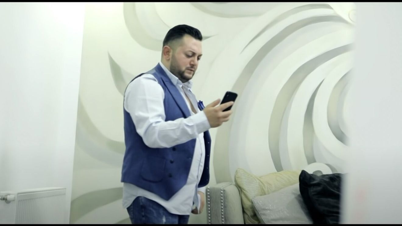 Conducător auto din Sibiu, prins încercând să mituiască un echipaj de poliție cu 200 de euro / Ar fi vorba de manelistul Puișor de la Mediaș