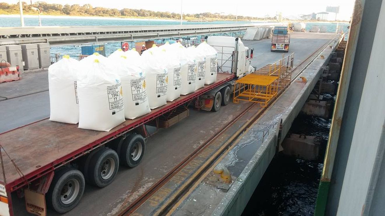 Periculos, dar devenit indispensabil, nitratul de amoniu a provocat mai multe accidente industriale în lume