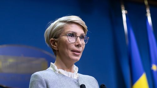 Raluca Turcan revine: Scenariile care includ înghețarea anului sunt „o analiză lucidă pe care eu am pus-o pe masă”. Vom încerca să facem cât mai eficientă pregătirea online a elevilor, pentru ca evaluarea să se facă pe ce s-a predat în acest an școlar