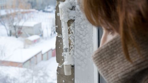 Cod galben de ger în 13 judeţe, până joi dimineaţa / Informare de vreme rece şi polei, până vineri