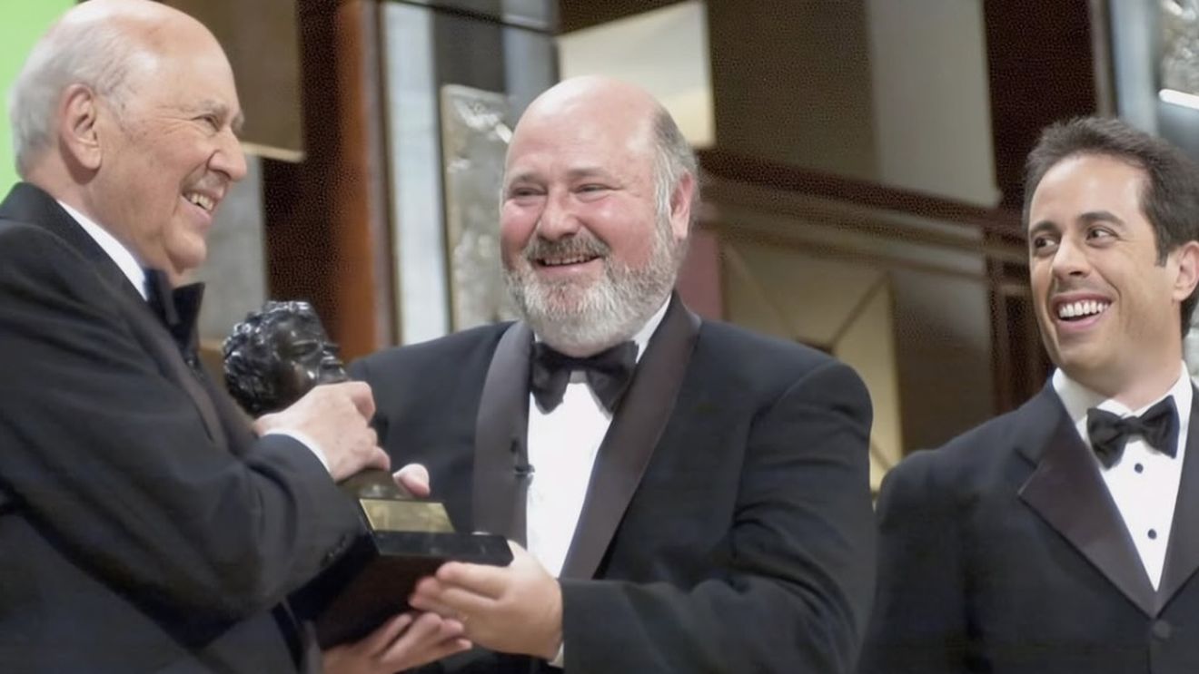 Jerry Seinfeld își amintește cum regizorul Rob Reiner a salvat serialul Seinfeld de la anulare: „Fără el, serialul nostru nu ar fi existat niciodată” / Rob Reiner și soția lui au fost uciși în propria casă, iar fiul lor, Nick, este principalul suspect