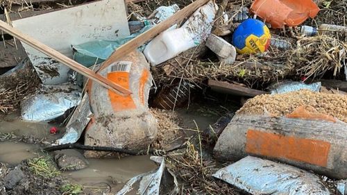 Imagini dramatice dintr-o fermă din Galați afectată de inundații: „Au dispărut câteva vaci, nu le-am mai găsit/Sala de muls a fost sub ape” – Daniela Mihalache, fermier, Cudalbi