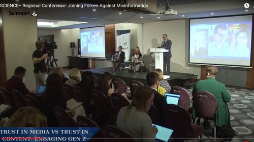 Cum distinge Generația Z dezinformările în Polonia, Bulgaria, Ungaria, Cehia și Slovacia/ De la consumul rapid de informație, la „mă descurc singur” - Conferința regională Free Press for Eastern Europe