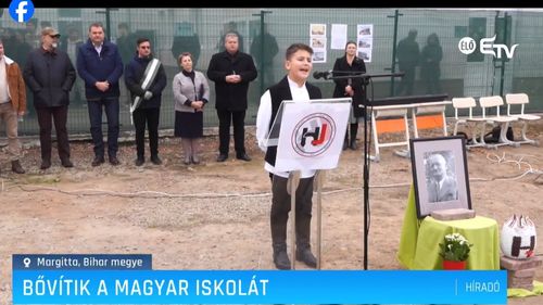 Bihoreanul: Eșarfa cu tricolorul românesc a primarului din Marghita, colorată în alb și negru de televiziunea Erdely TV