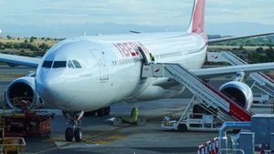 Zboruri suspendate pe aeroportul din Vilnius din cauza unui nou incident cu baloane suspecte / Lituanienii acuză un război hibrid al Belarusului
