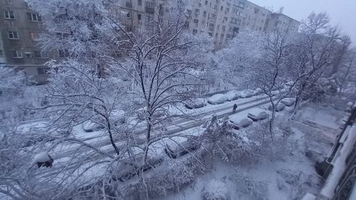 Vreme deosebit de rece în Bucureşti, cu ninsori şi temperaturi minime de până la -10 grade, în următoarele zile