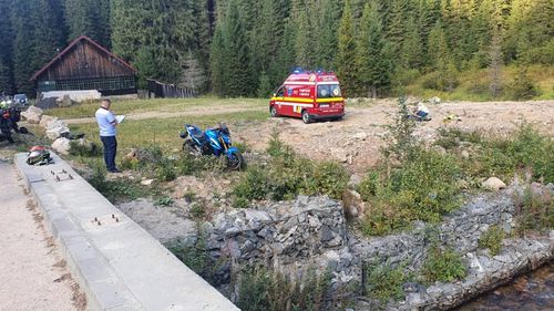 Trei răniți într-un grav accident în Vâlcea