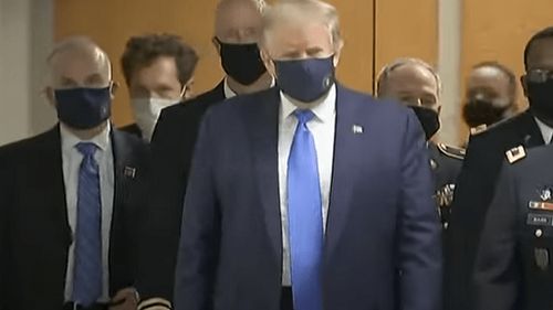 Donald Trump se opune introducerii obligativităţii măştii la nivel naţional, deși în SUA au fost înregistrate peste 60.000 de noi cazuri în ultimele 24 de ore