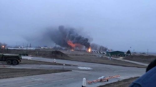VIDEO Premieră în războiul declanșat de Putin: Ucraina susține că a bombardat avioane rusești într-o bază militară din Rusia