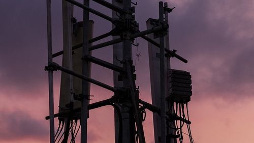 Mass-media raportează întreruperi ale semnalului GPS, în timp ce Israelul se pregăteşte pentru represaliile Iranului