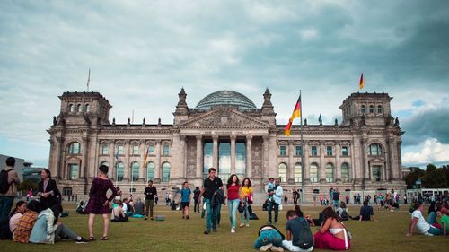 Germania relaxează regulile de carantină pentru călători, o decizie salutată de operatorii economici din turism / În ce condiții nu mai intră germanii în carantină la întoarcerea din vacanță