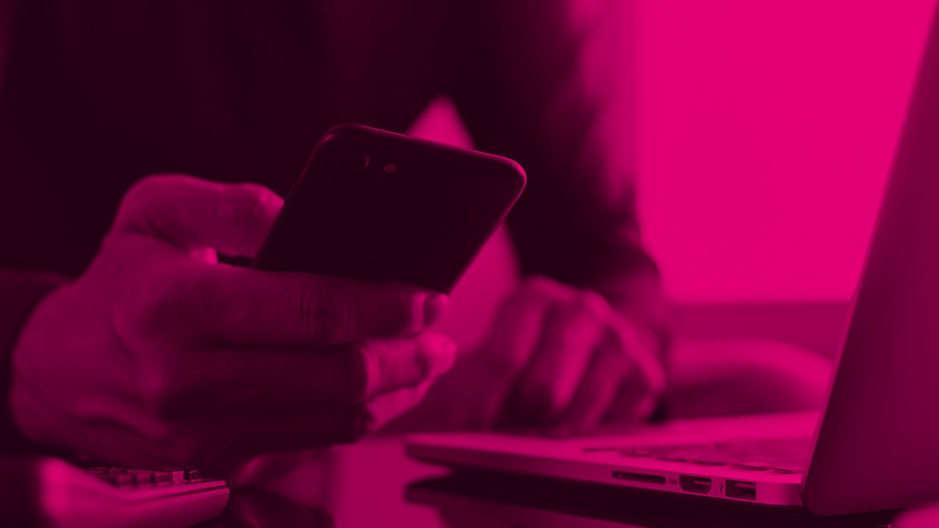 ANCOM: Amendă de 700.000 de lei pentru Telekom România/ Compania nu şi-a îndeplinit obligaţia de a acoperi cu servicii de voce cel puţin 98% din zonele locuite din țară