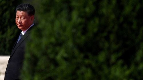 Xi Jinping, reales pentru al treilea mandat în fruntea Partidului Comunist Chinez. Devine singurul lider cu statut similar cu al dictatorului Mao Zedong