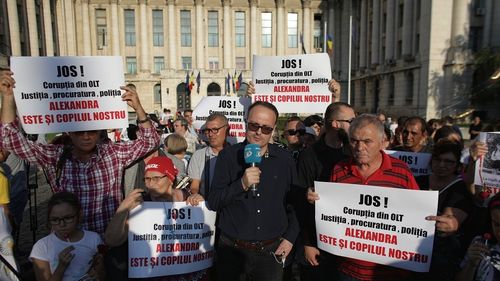 Fiasco pentru Cumpănașu: doar 200 de oameni la mitingul organizat la Ministerul de Interne