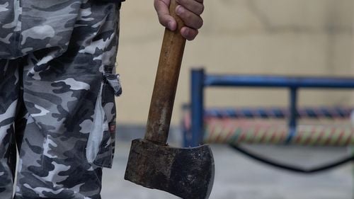 UPDATE Un nou caz de femicid, similar cu cel al Teodorei Marcu, ucisă acum două săptămâni: O tânără de 22 de ani, însărcinată, a fost omorâtă de concubin în public, în fața celorlalți doi copii, în Prahova / Detalii care pot afecta emoțional