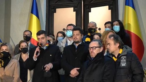 „Surpriza” AUR, partidul cu mesaj anti-maghiar, anti-occidental, unionist și anti-mască. Cine sunt liderii partidului: George Simion, Claudiu Târziu și Dan Tănasă