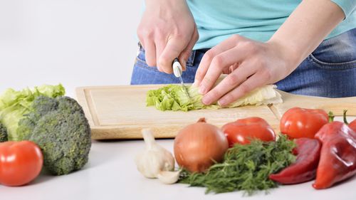 Un oncolog recomandă legumele din această familie pentru reducerea riscului de cancer / Acestea conțin substanțe fitochimice care încetinesc creșterea cancerelor