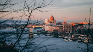 Kremlinul spune că apreciază faptul că Ungaria adoptă "poziții suverane" în interiorul UE