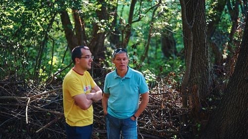 Partidul lui Cioloș vrea schimbarea legilor electorale prin inițiativă cetățenească / Strângereaa celor 100.000 de semnături va demara în septembrie