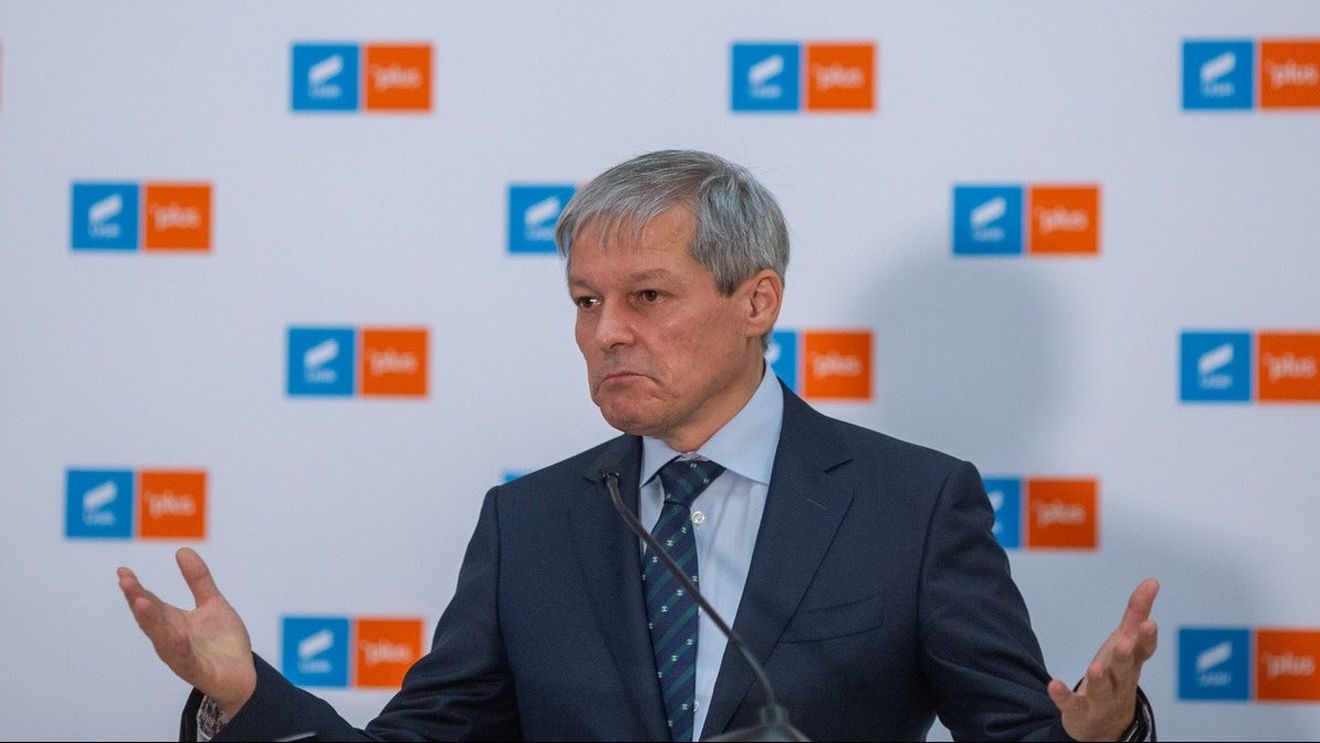 Dacian Cioloș și șase primari USR, în vizită la premierul Nicolae Ciucă