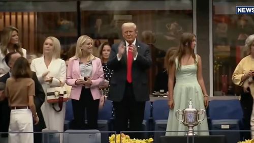 Startul finalei US Open, întârziat din motive de securitate. Donald Trump a fost aclamat, dar şi huiduit în arenă