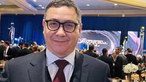 George Simion: Susținătorii lui Victor Ponta au plătit 7 milioane de euro pentru lobby american / Ponta: Am relații în SUA pe baza experienței și reputației mele, exact ceea ce domnul Simion nu are