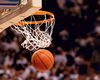 Un tânăr a cumpărat o jachetă a echipei Lakers cu 3 dolari. Acum ar putea valora 250.000 de dolari