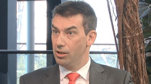 VIDEO INTERVIU Dragoș Tudorache: Un act de responsabilitate pentru anticipate ar fi demisia Guvernului / Trebuie să avem două tururi pentru primari. Dacă se adoptă prin OUG, foarte bine