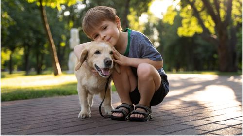 EXCLUSIV | Cât de puternică este legătura dintre copii și animalele lor de companie: Psihologii dezvăluie efecte surprinzătoare asupra dezvoltării emoționale