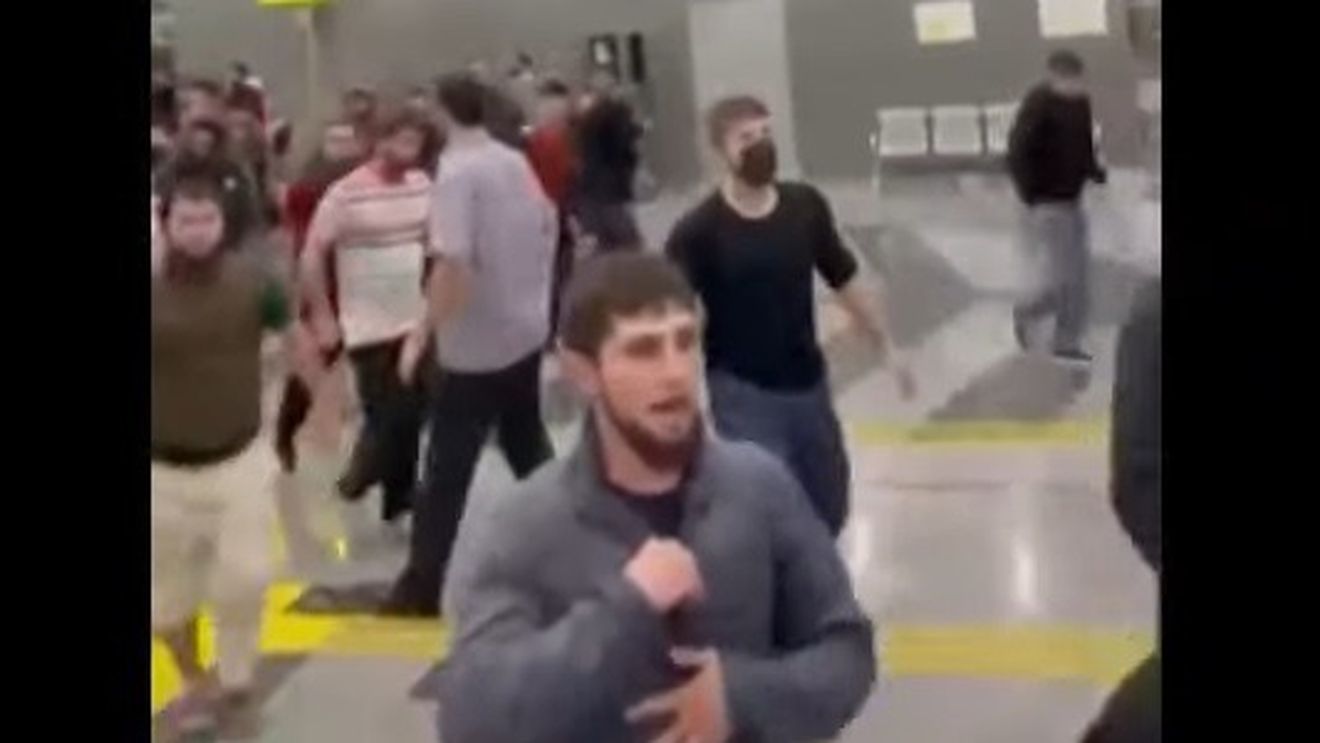 SUA condamnă atacul antisemit al protestatarilor din republica rusă Daghestan asupra avionului care venea din Tel Aviv/ Au fost raportați răniți