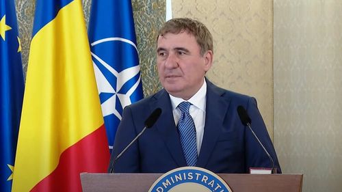 VIDEO Gheorghe Hagi, emoționat până la lacrimi după ce a fost decorat cu Ordinul Naţional „Steaua României” în grad de Cavaler: „România, mulţumesc pentru această zi minunată”