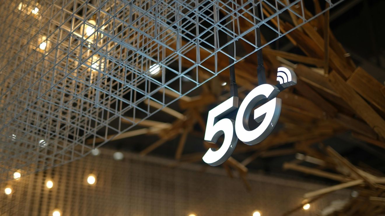 Pene în reţele de telefonie mobilă în Olanda, în timpul summitului de la Haga