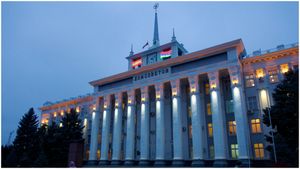 Premierul Dorin Recean anunţă că „UE salvează din nou Republica Moldova”: Este vorba de 3 milioane de metri cubi de gaz, care vor fi destinaţi Transnistriei, pentru a menţine presiunea în sistemul de gaze naturale din regiune