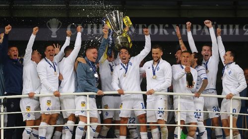 Mircea Lucescu a cucerit primul său trofeu cu Dinamo Kiev după ce a învins Șahtior Donețk, echipa la care a scris istorie