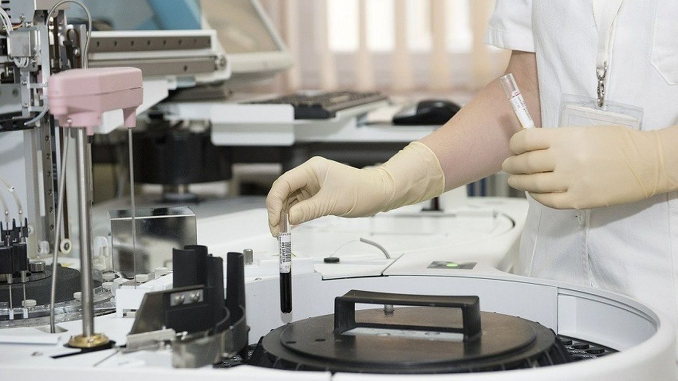 Roche, undă verde în SUA pentru un test care face diferenţa între COVID-19 şi gripă