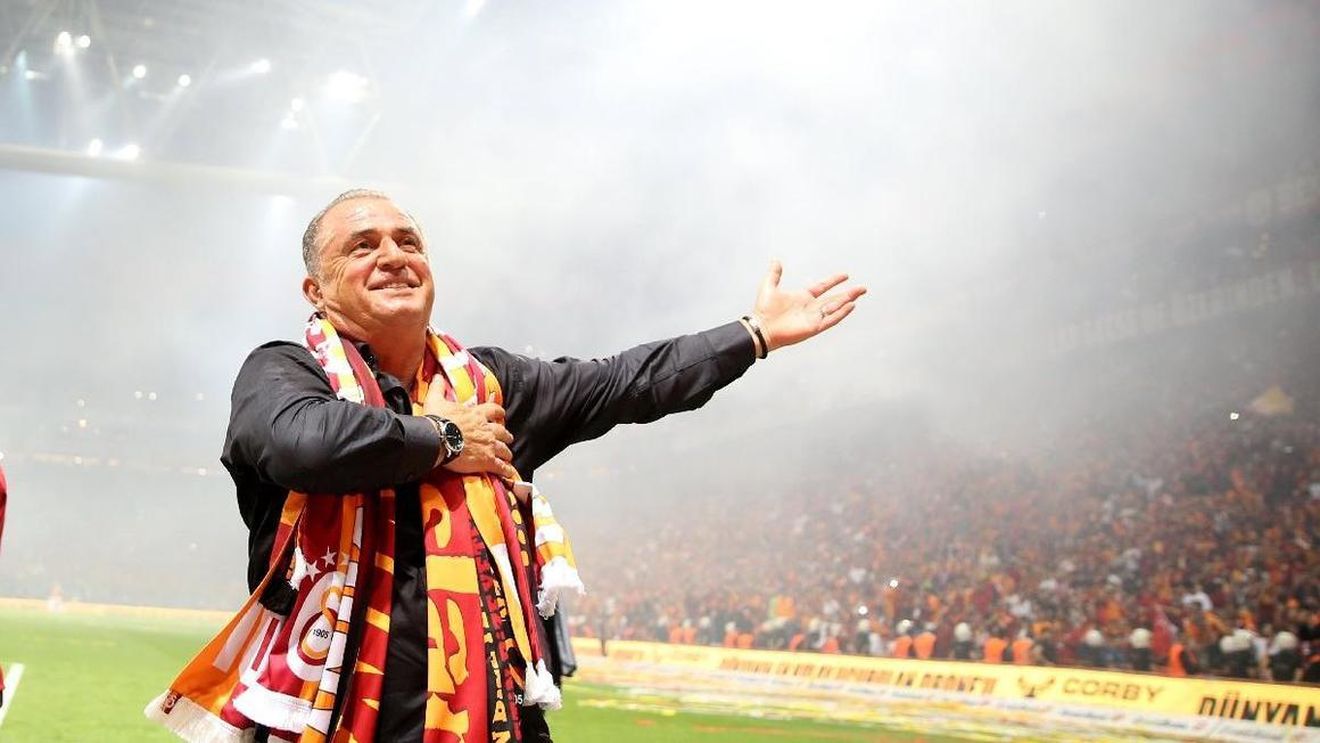 Antrenorul echipei de fotbal Galatasaray, Fatih Terim, a fost testat pozitiv cu Covid-19