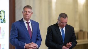 SURSE Președintele Klaus Iohannis s-a întâlnit marți seara cu liderii PNL la Vila Lac / Le-a cerut să urgenteze negocierile pentru rotativă, iar Ciolacu să fie instalat premier până la 1 iunie