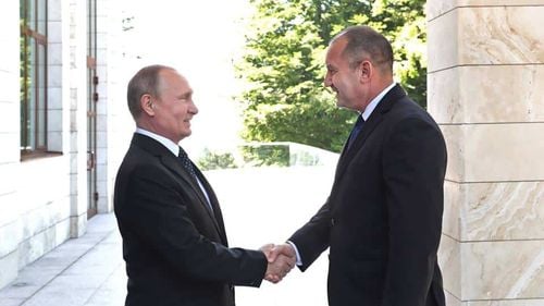 Bulgaria, piruetă către Rusia? După vizita președintelui Radev, premierul Borisov merge la Putin