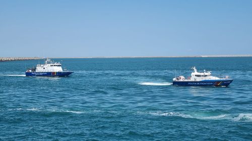 O navă ucraineană a lovit un ponton al Poliției de Frontieră din Chilia/ Nava a intrat într-o pensiune apoi a eșuat