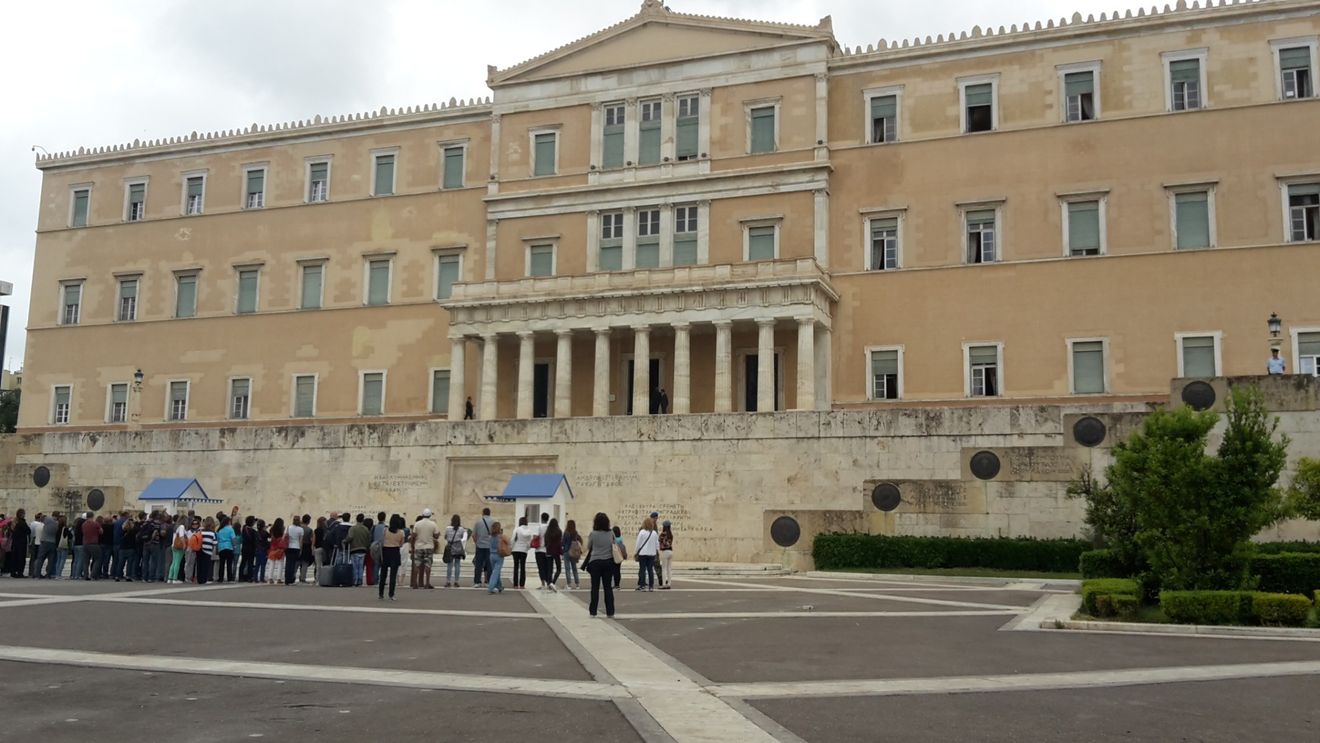 Cum se explică succesul dreptei extreme și naționaliste în alegerile parlamentare din Grecia?