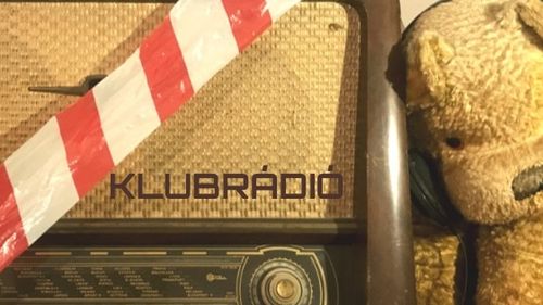 Uniunea Europeană cere Ungariei ”să ia măsuri urgente” pentru a permite funcţionarea în continuare a postului de radio independent Klubradio, lăsat fără posibilitatea de a emite