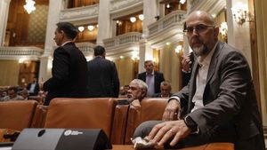 De ce sunt cruciale alegerile parlamentare pentru maghiarii din România / Mobilizare masivă la vot, în rândul comunităților maghiare / Kelemen Hunor: Acest 1 decembrie nu poate fi din nou o zi pierdută pentru noi, maghiarii