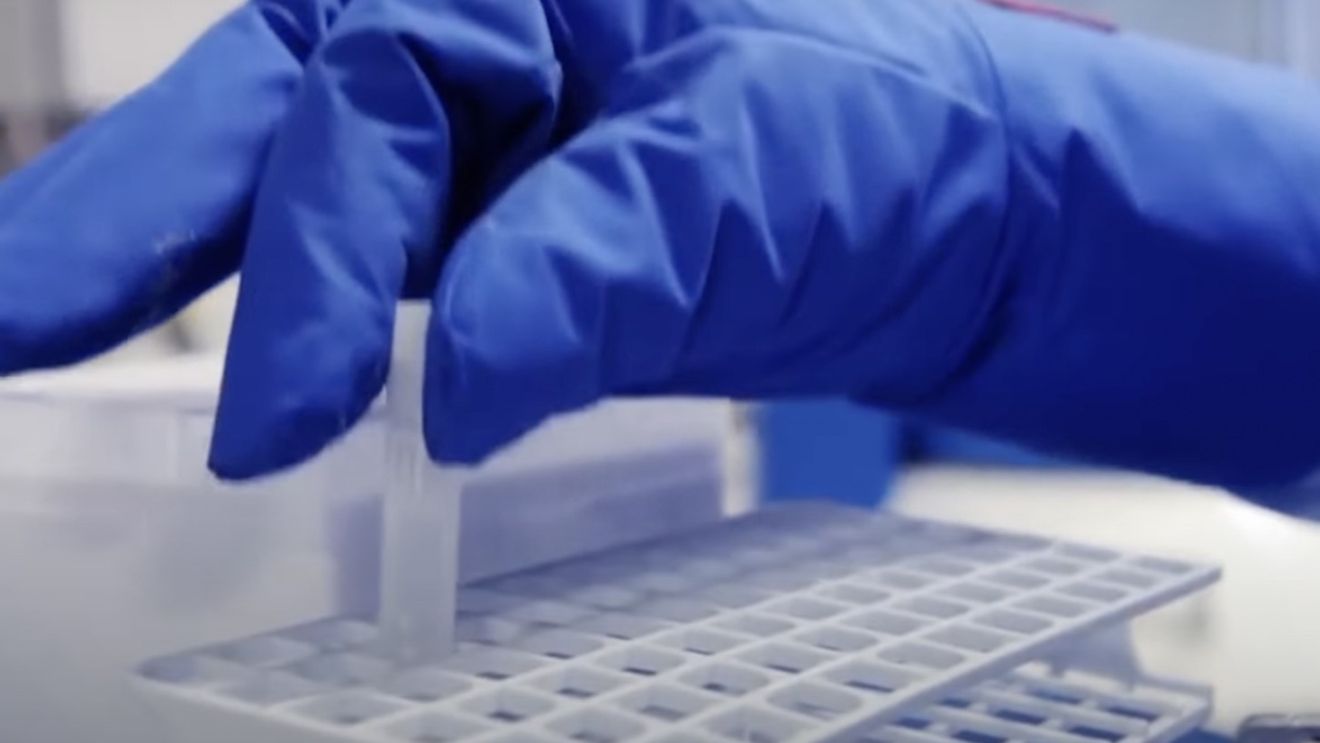 Comisia Europeană suspectează Sanofi de abuz de poziţie dominantă pe piaţa vaccinurilor antigripale