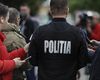 VIDEO Bărbat înarmat cu un cuțit, imobilizat de polițiști într-o stație de autobuz din Capitală / Amenințase mai multe persoane, inclusiv minori