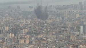 Trump anunță că a vorbit cu Bibi Netanyahu și a avut "o discuție foarte constructivă cu Hezbollah": "Au fost de acord ca toate schimburile de focuri să înceteze / Trupele israeliene nu vor fi trimise la Beirut"