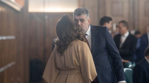 Ciolacu a vizitat-o pe Intotero la spital: „Are un tonus bun și se va recupera rapid!” / UPDATE: Ministra Familiei a fost externată