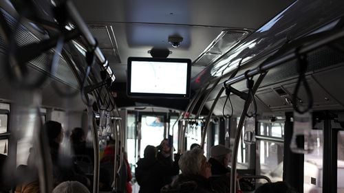 VIDEO Cum au ajuns elevii la Comisia Europeană în scandalul transportului gratuit: “Nimeni nu crede că ministerul mai poate rezolva ceva”